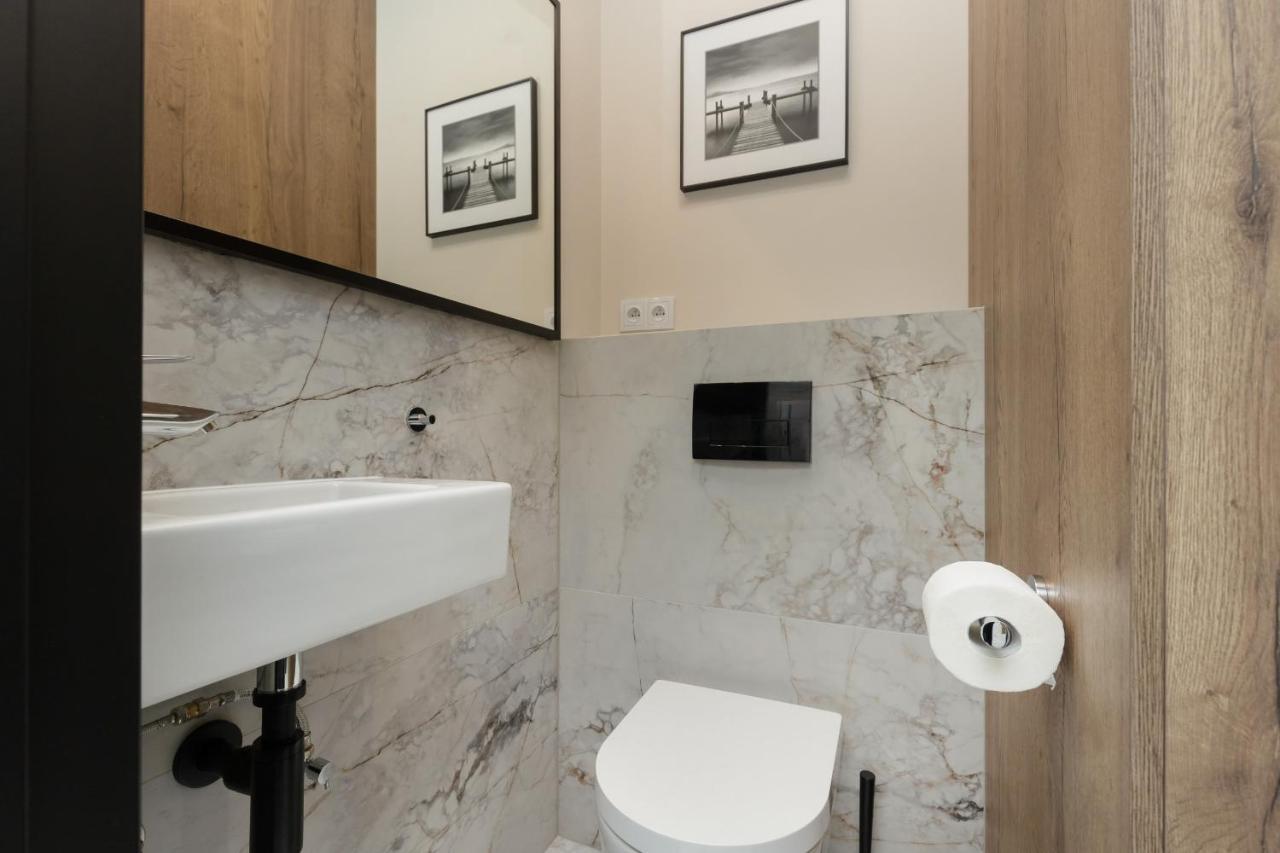 Stunning Family Apartment Ursynow With Parking & Balcony By Noclegi Renters Varsovia Exterior foto